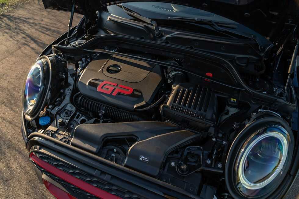 MINI Cooper John Cooper Works (JCW) GP 2022 Thông Số – Đánh Giá