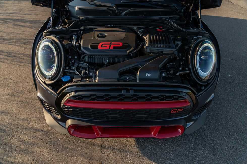 MINI Cooper John Cooper Works (JCW) GP 2022 Thông Số – Đánh Giá