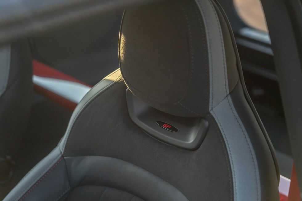 MINI Cooper John Cooper Works (JCW) GP 2022 Thông Số – Đánh Giá