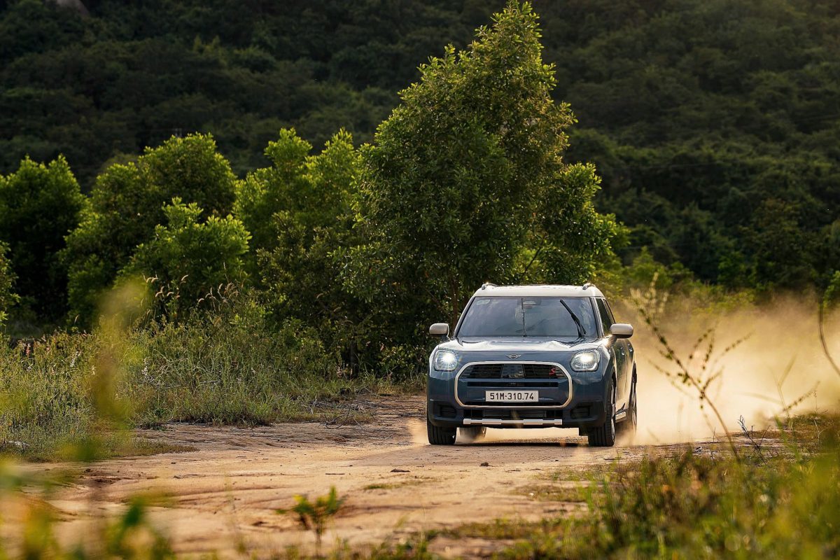 MINI Countryman 2026 - hệ dẫn động 4 bánh toàn thời gian, di chuyển linh động đa dạng mọi đia hình.