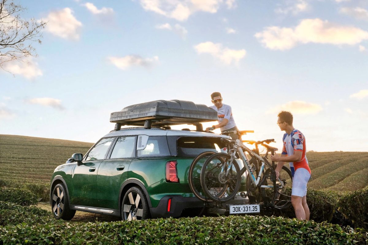 MINI Countryman 2026 - Thiết kế ngoại thất tinh tế, tối giản thông minh.